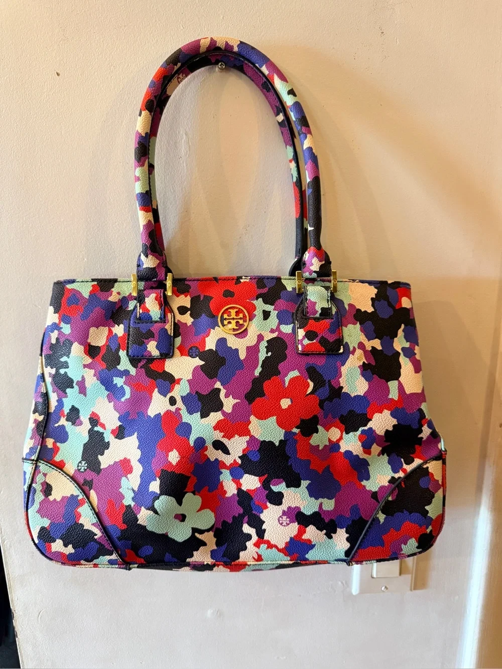 Tory Burch Multicolor Robinson Satchel in Oceanic Camo Floral